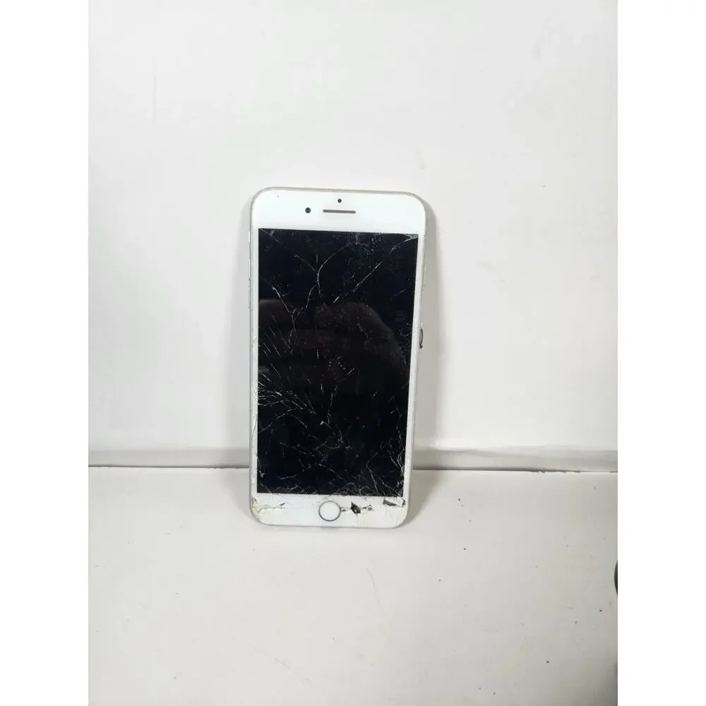 Apple iPhone 7 Plus Model A1661 Cracked Screen As IS For Parts Repair